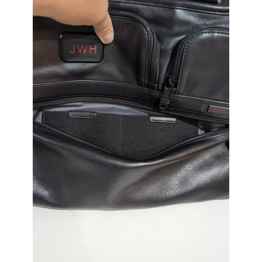 TUMI ALPHA 2 Expandable Laptop Briefcase Black Leather Model 96141 D2 READ